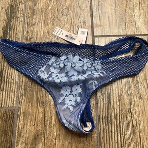 NWT Blue Lace Dream Angels Victoria’s Secret Panty small